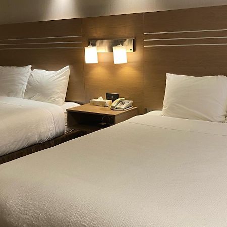 ואלמונט Chalet Continental Motel מראה חיצוני תמונה