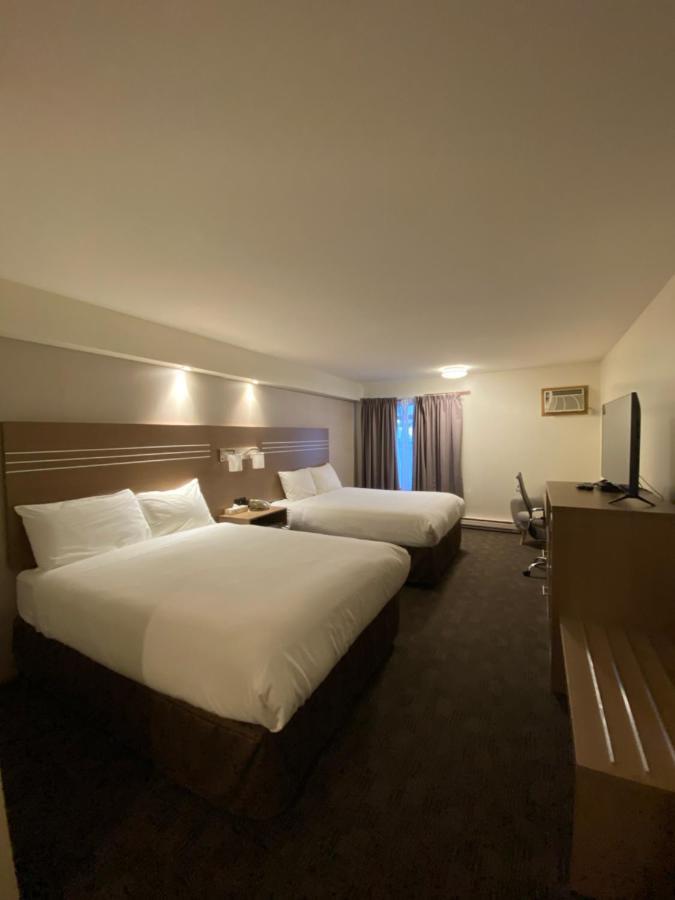 ואלמונט Chalet Continental Motel מראה חיצוני תמונה